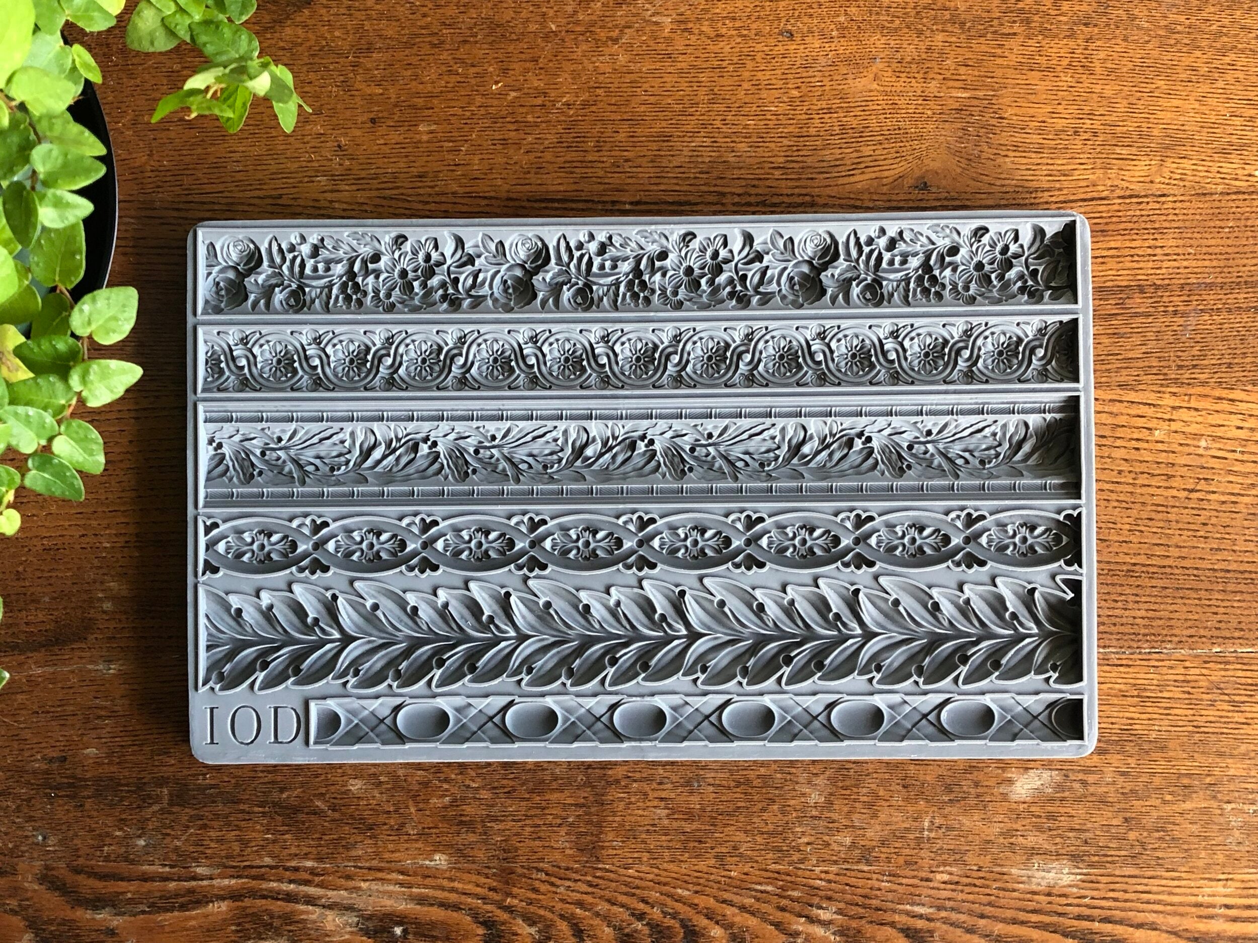 Trimmings 6x10" Decor Mould