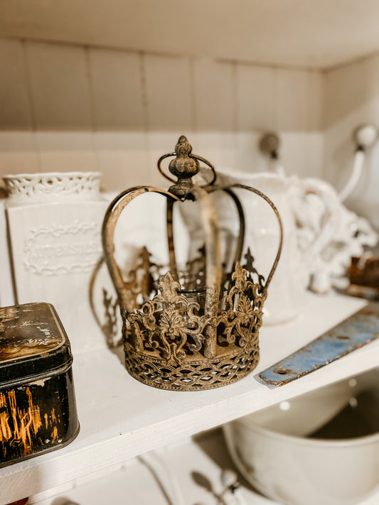 Farmhouse Distressed Crown Candle Holder